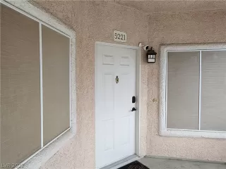 Photo #3: 2450596 Listing 