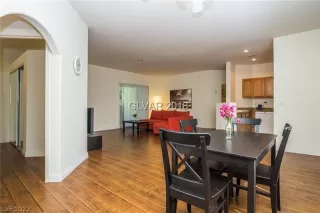 Photo #5: 2450630 Listing 