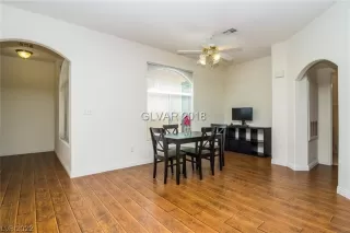 Photo #6: 2450630 Listing 