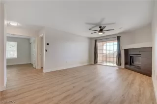 Photo #6: 2450661 Listing 