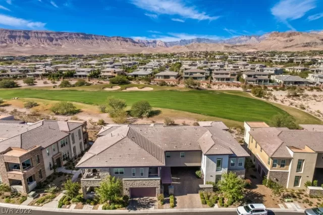 MLS: 2450694 Condo For Sale