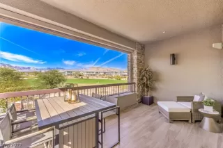 Photo #2: 2450694 Listing