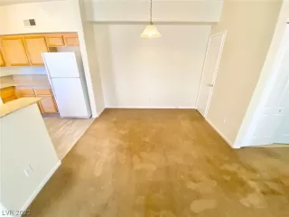 Photo #2: 2450755 Listing 