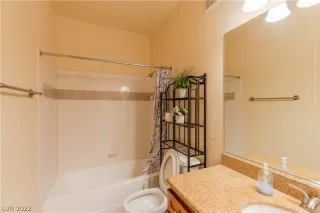 Photo #4: 2450774 Listing 