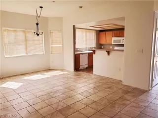 Photo #1: 2450808 Listing 