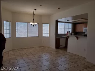 Photo #3: 2450808 Listing 
