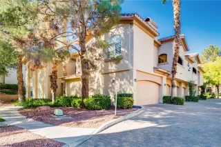 Photo #1: 2450809 Listing 