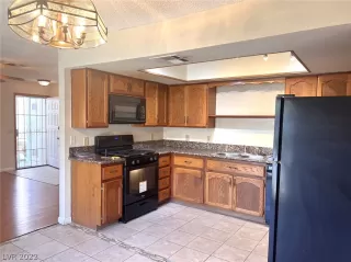 Photo #6: 2450837 Listing 
