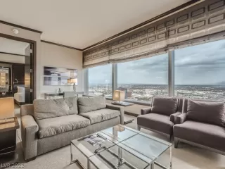 Photo #1: 2450839 Listing