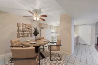 Photo #5: 2450853 Listing