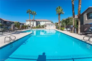 Photo #1: 2450878 Listing 