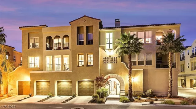 MLS: 2450913 Condo For Sale