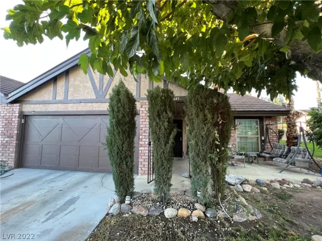 MLS: 2450923 Condo For Sale