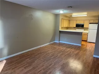 Photo #1: 2450928 Listing