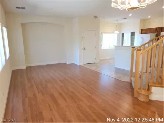 Photo #3: 2450957 Listing 