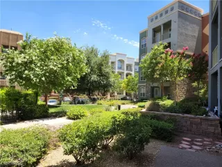 Photo #2: 2451000 Listing