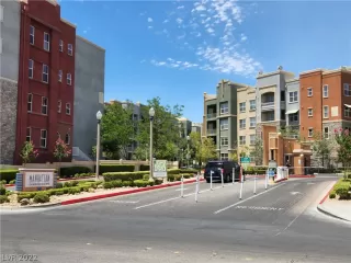 Photo #3: 2451000 Listing