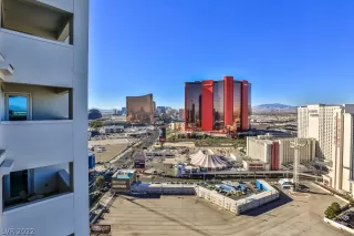 Photo #3: 2451020 Listing