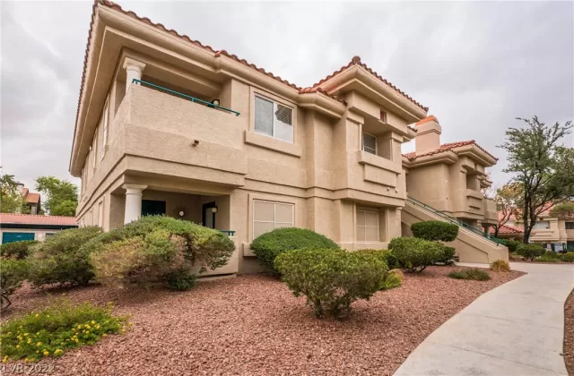 MLS: 2451074 Condo For Sale