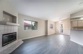 Photo #4: 2451074 Listing 