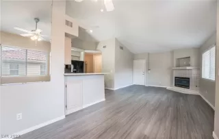 Photo #6: 2451074 Listing 