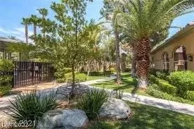 Photo #2: 2451166 Listing 