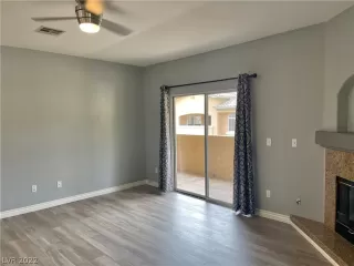 Photo #5: 2451166 Listing 