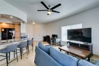 Photo #3: 2451203 Listing 