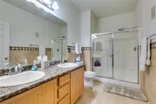 Photo #6: 2451203 Listing 