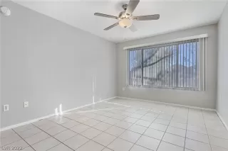 Photo #5: 2451273 Listing