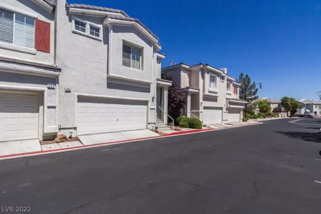 MLS: 2451335 Condo For Sale