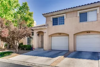 Photo #1: 2451388 Listing 