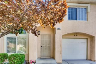 Photo #2: 2451388 Listing 