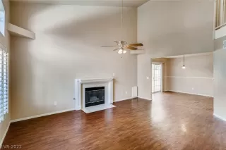 Photo #5: 2451388 Listing 