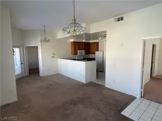 Photo #2: 2451469 Listing 