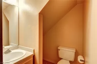 Photo #6: 2451515 Listing 