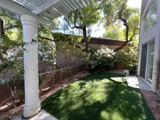 Photo #3: 2451527 Listing 