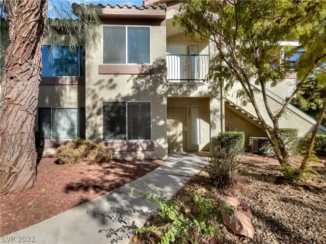 MLS: 2451581 Condo For Sale