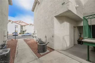 Photo #1: 2451653 Listing 