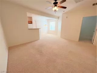 Photo #4: 2451672 Listing 