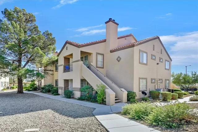 MLS: 2451678 Condo For Sale