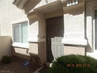 Photo #3: 2451679 Listing 