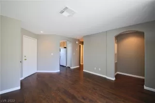 Photo #3: 2451738 Listing 