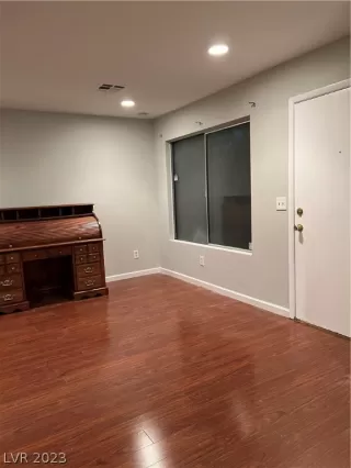 Photo #6: 2451762 Listing