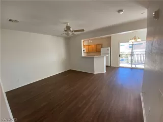 Photo #1: 2451781 Listing 