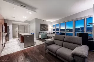 Photo #1: 2451856 Listing 