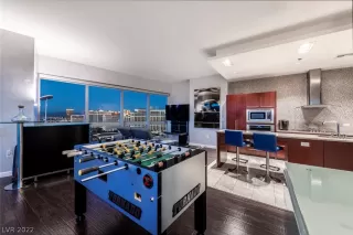 Photo #3: 2451856 Listing 