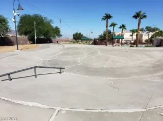 Photo #5: 2451908 Listing 