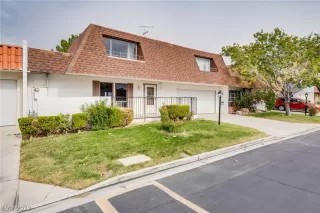 Photo #1: 2451935 Listing