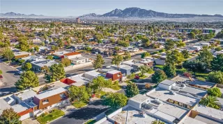 Photo #6: 2451935 Listing